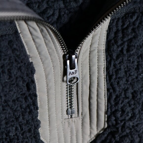 Abercrombie Soft AF Sherpa - Picture 3 of 5